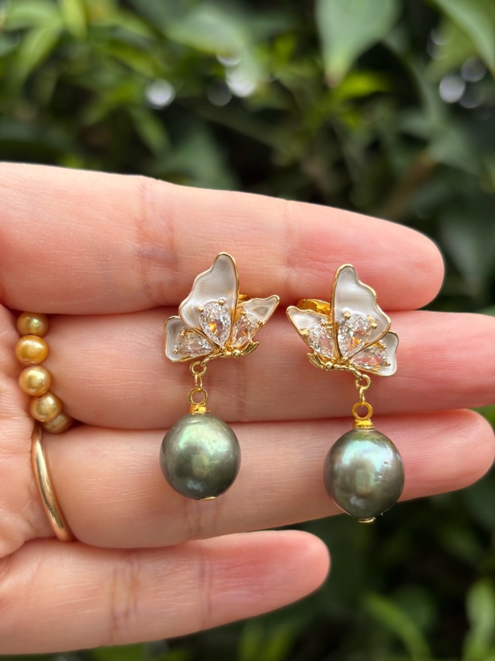 Genuine Freshwater Green Pearl Butterfly Pearl Drop Earrings